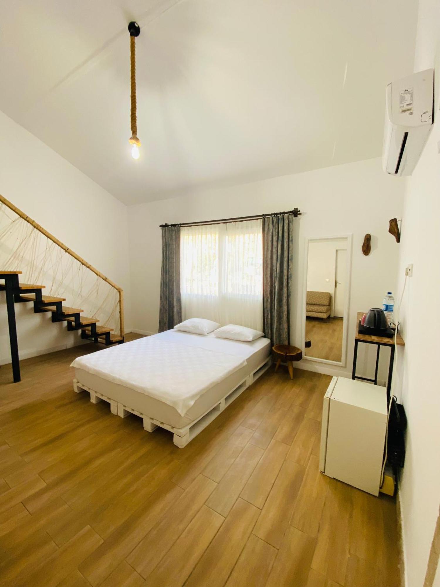 Апартаменти Cirali Marina Loft Екстер'єр фото